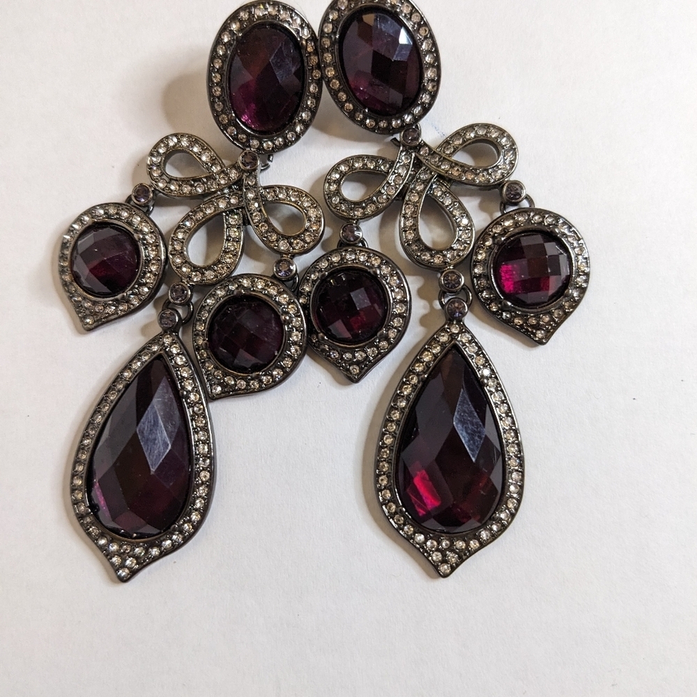 7 Charming Sisters NWT "Merlot" Crystal Statement Earrings - Picture 5 of 6